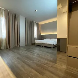 Albatros Hotel