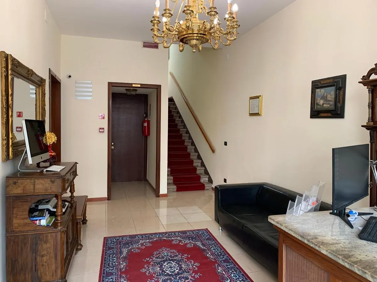 Hotel Cortina Mestre 3*,